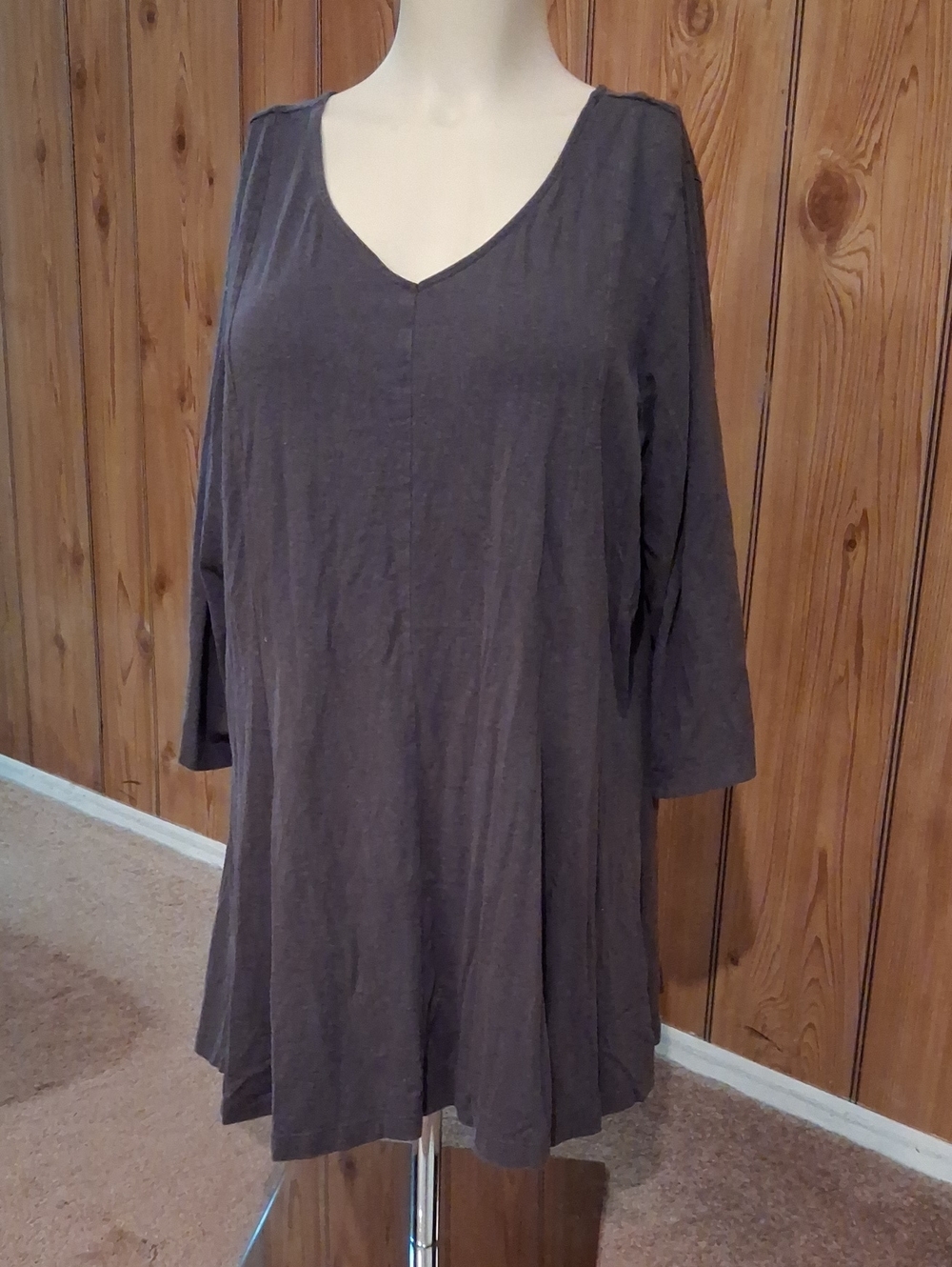 Relaxed V-Neck Long Sleeve Tunic - Charcoal